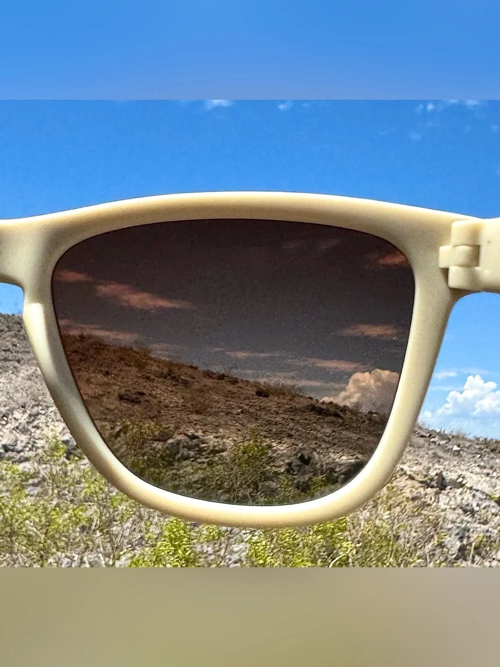 goodr Toasted Marshmallow Magic OG Polarized Sunglasses Beige Orange Gradient